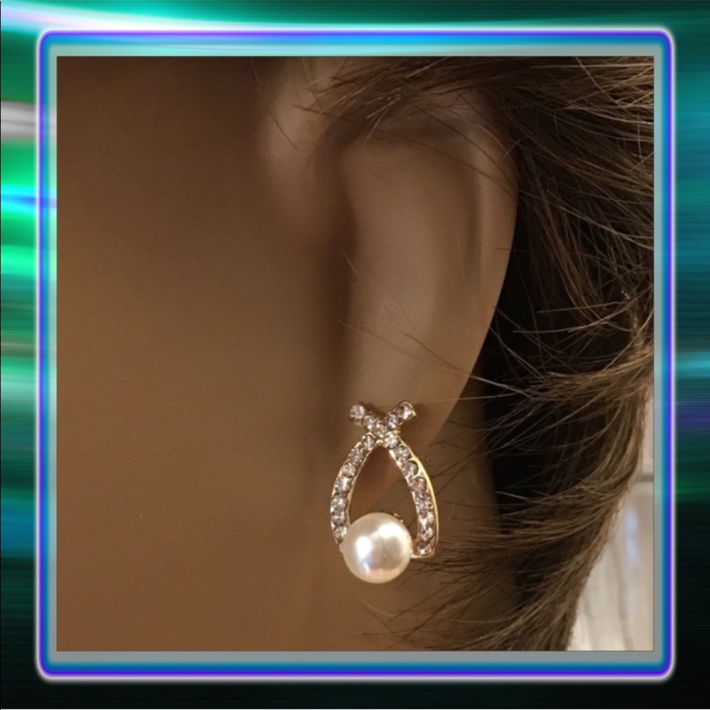 Bow Hoop Rhinestone Pearl Earrings - Picture 1 of 7
